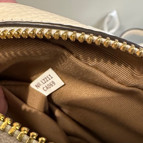 Coach Jamie Crossbody Bag with Gold Hardware and Cream Leather - Picture 10 of 11